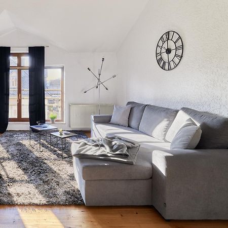 Traumferienwohnung Domblick I Parkplatz Inklusive I Zentral Gelegen I Altstadtnaehe I Netflix リンブルク・アン・デア・ラーン エクステリア 写真